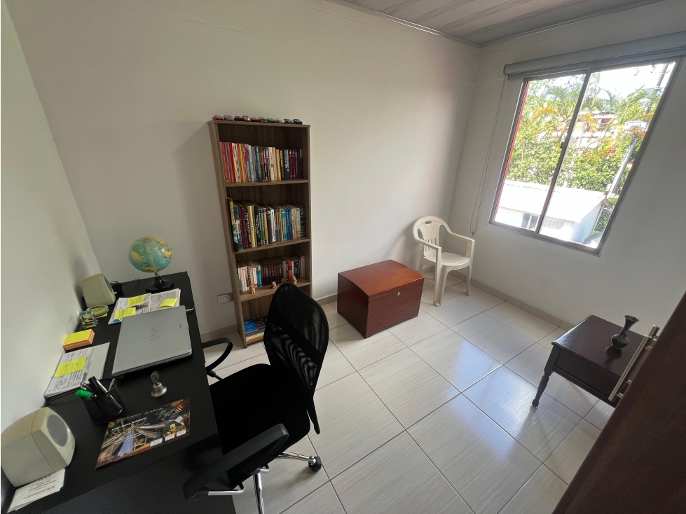 Vendo casa de 2 niveles unifamiliar en el parque industrial pereira — foto 6