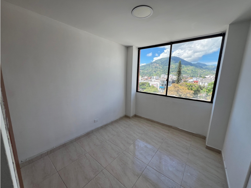 Vendo apartamento cerca de las garazas sobre la av 30 de agosto — foto 6