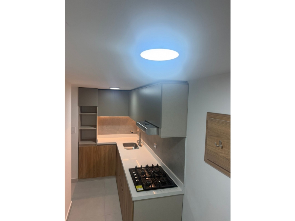 VENDO APARTAMENTO SOBRE LA AV 30 DE AGOSTO PEREIRA — foto 5