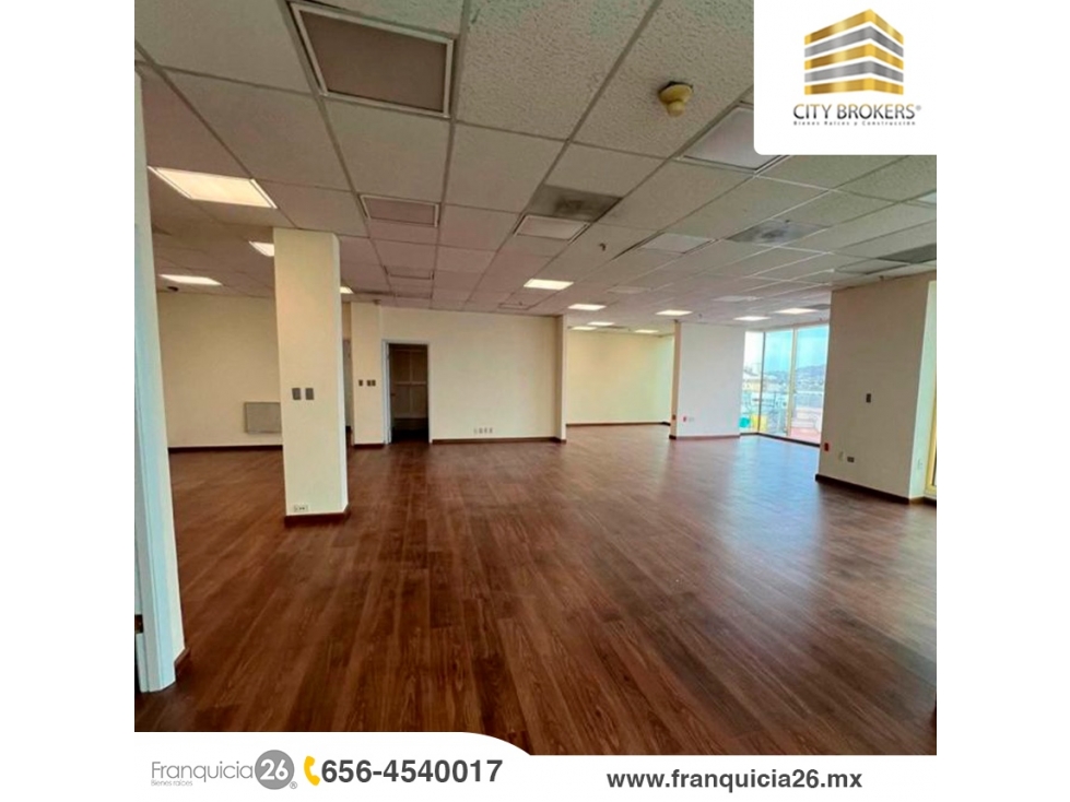 OFICINAS EN RENTA EN AV PASEO TRIUNFO DE LA REPUBLICA - 3