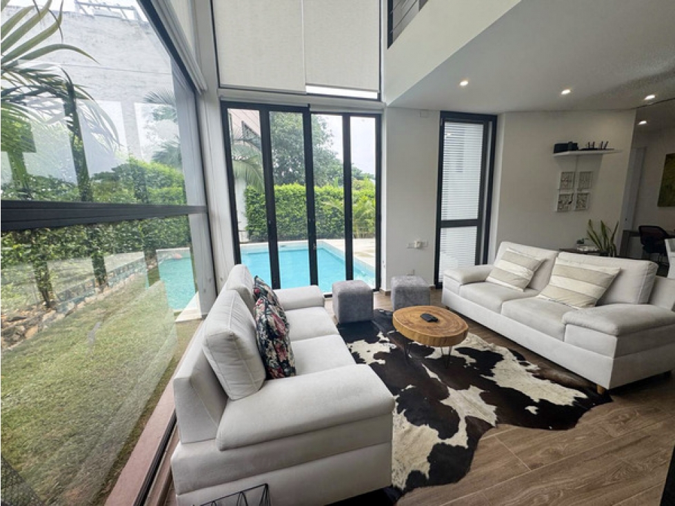 Vendo Casa moderna con piscina y vista natural, condominio en La Mesa. — foto 5
