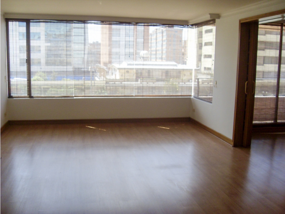 Apartamento en Chicó|200 m² |3H+Estudio| 2 Garajes| Gran Potencial