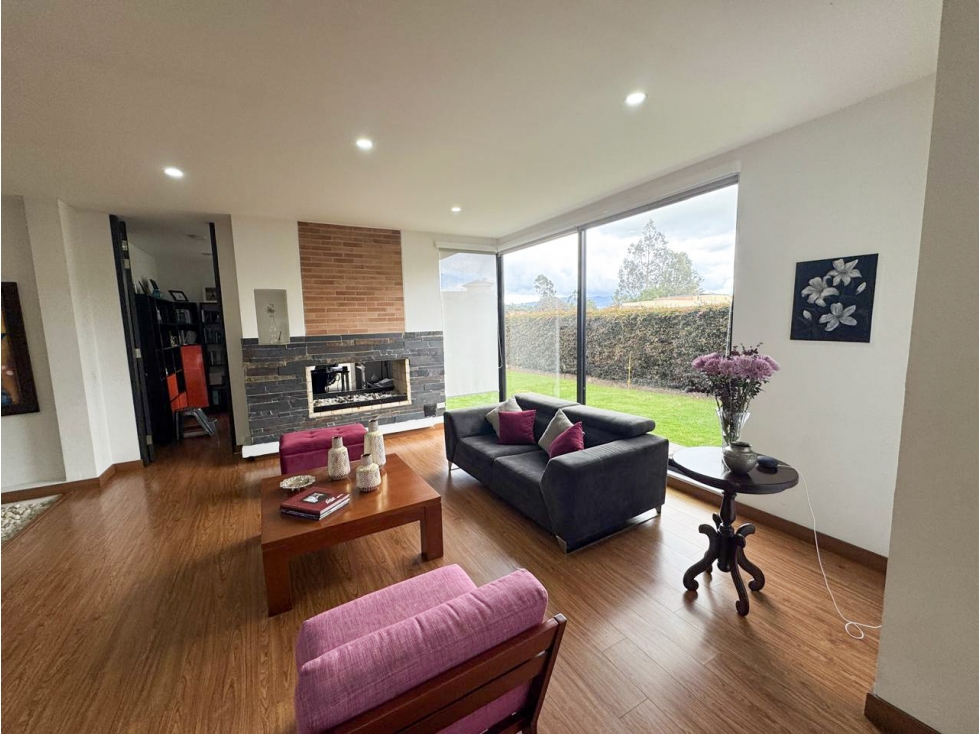 Vive la Tranquilidad en esta Casa Campestre en venta. — foto 5