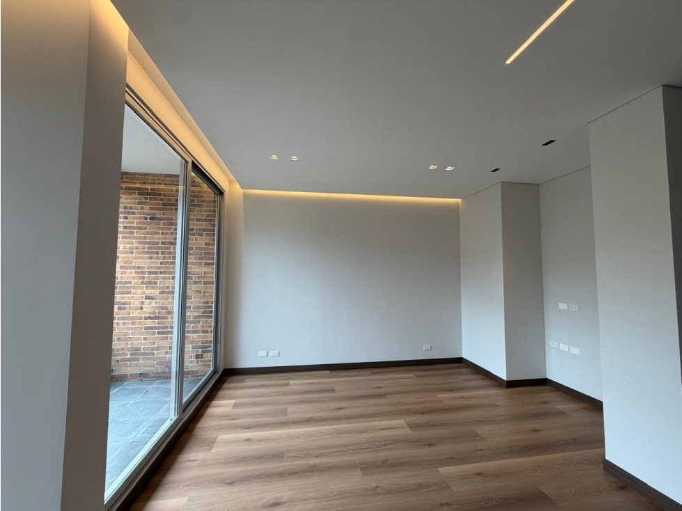 Arriendo Espectacular Penthouse Remodelado con Amplias Terrazas — foto 4