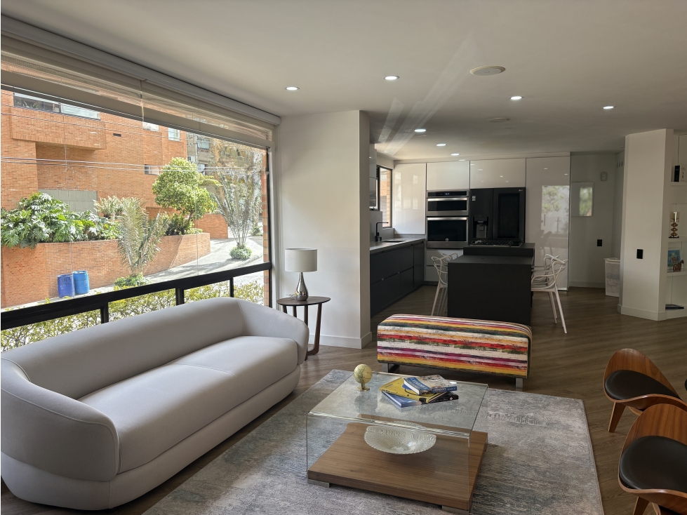 Vendo apartamento remodelado en Rosales — foto 2