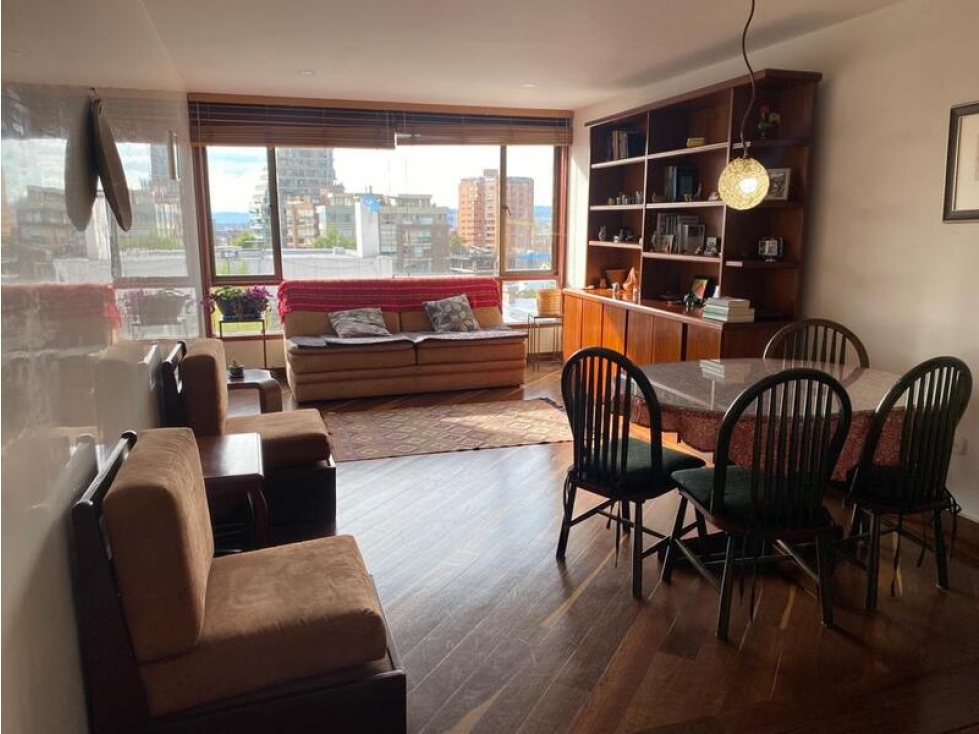 Apartamento clásico en venta en Rosales, espacios amplios e iluminados — foto 4
