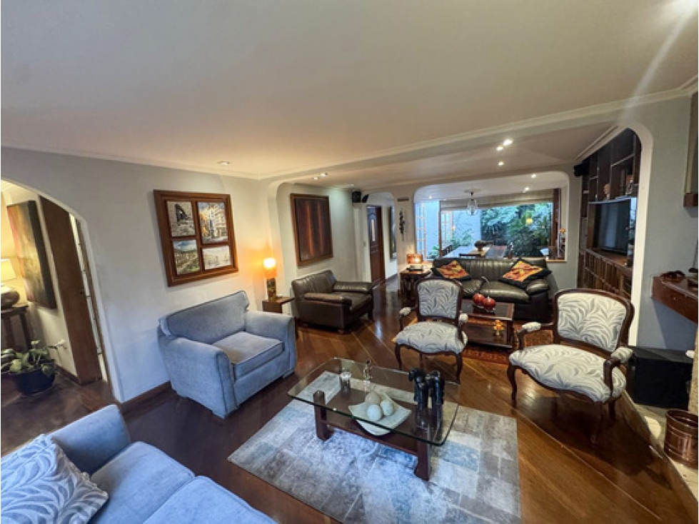 Hermosa casa en venta en Batán — foto 5