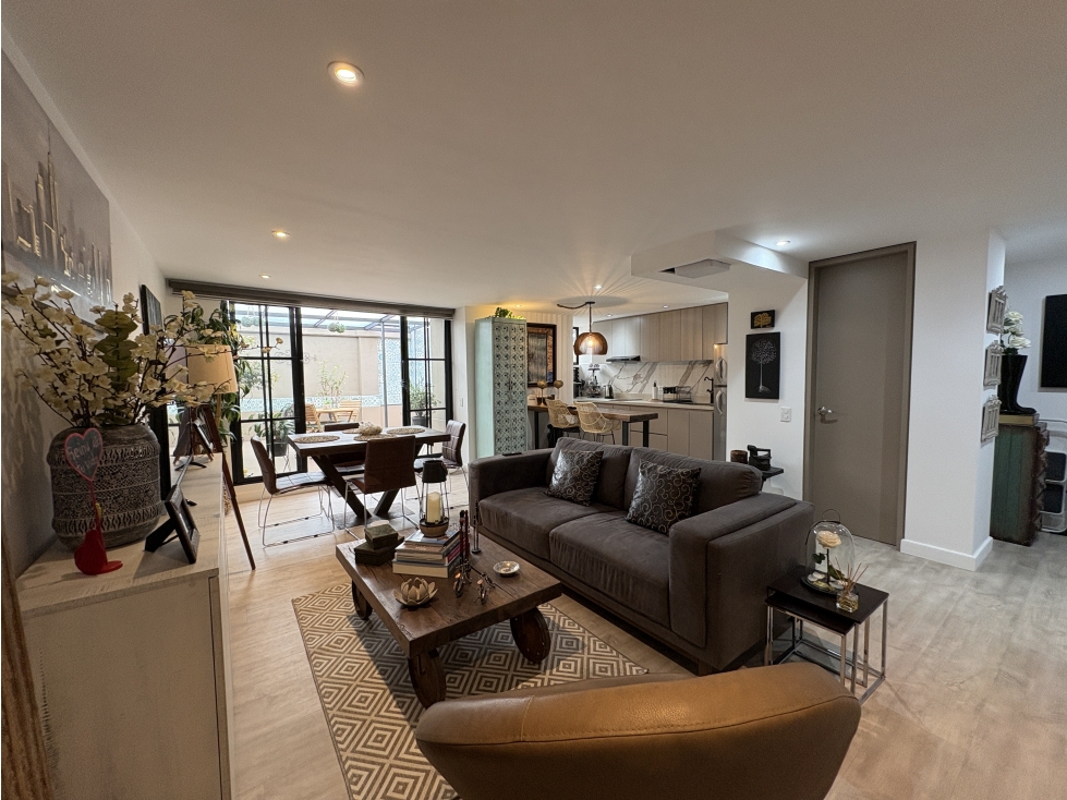 Apartamento en venta en Santa Bárbara Totalmente remodelado
