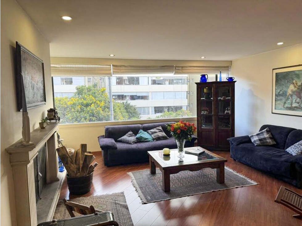 Venta/Arriendo Encantador apartamento remodelado en Santa Bárbara — foto 4