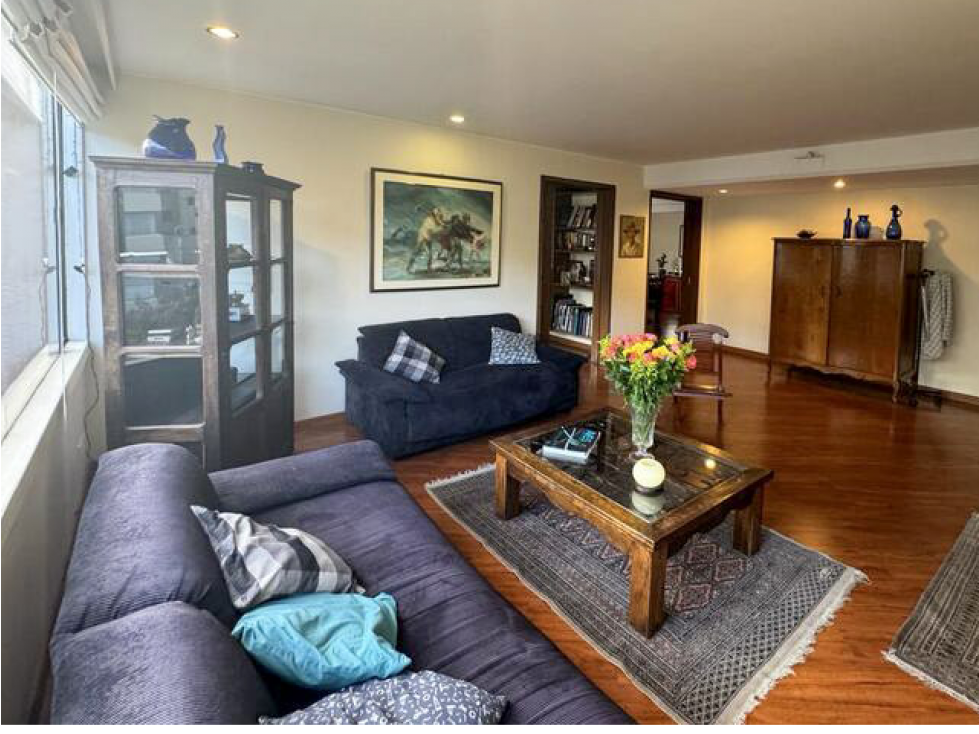 Venta/Arriendo Encantador apartamento remodelado en Santa Bárbara