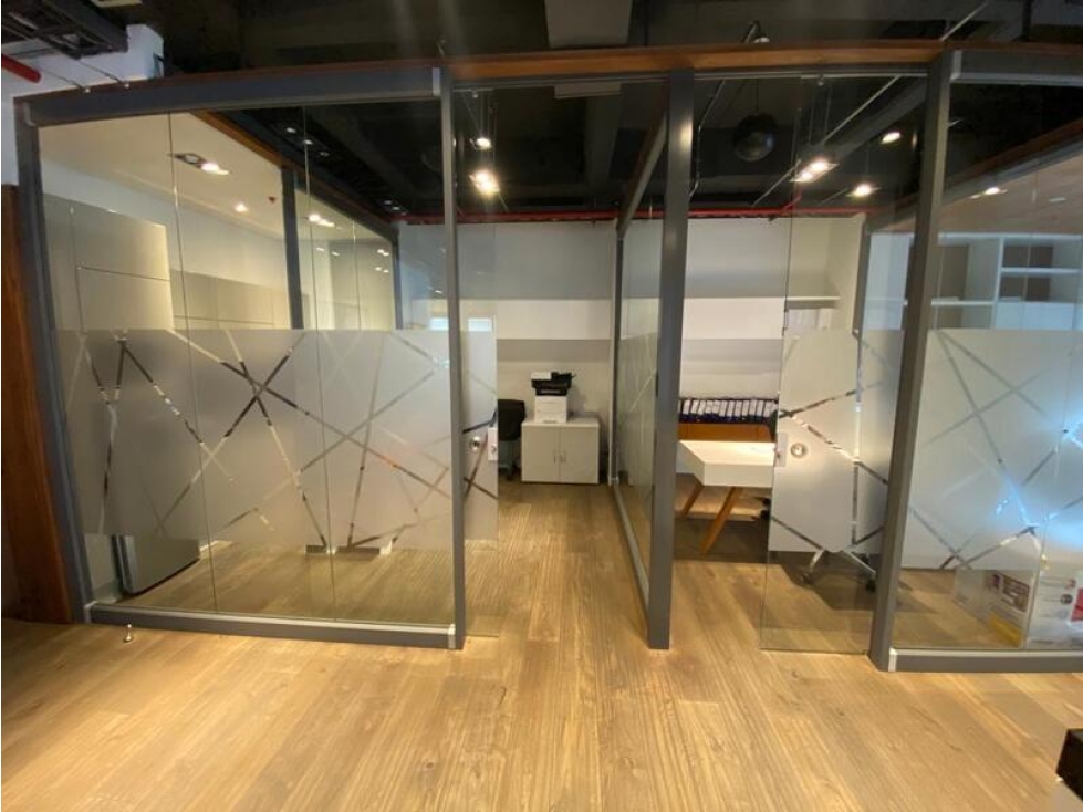 En Venta Oficina de Vanguardia y Elegancia en la Calle 93 — foto 4