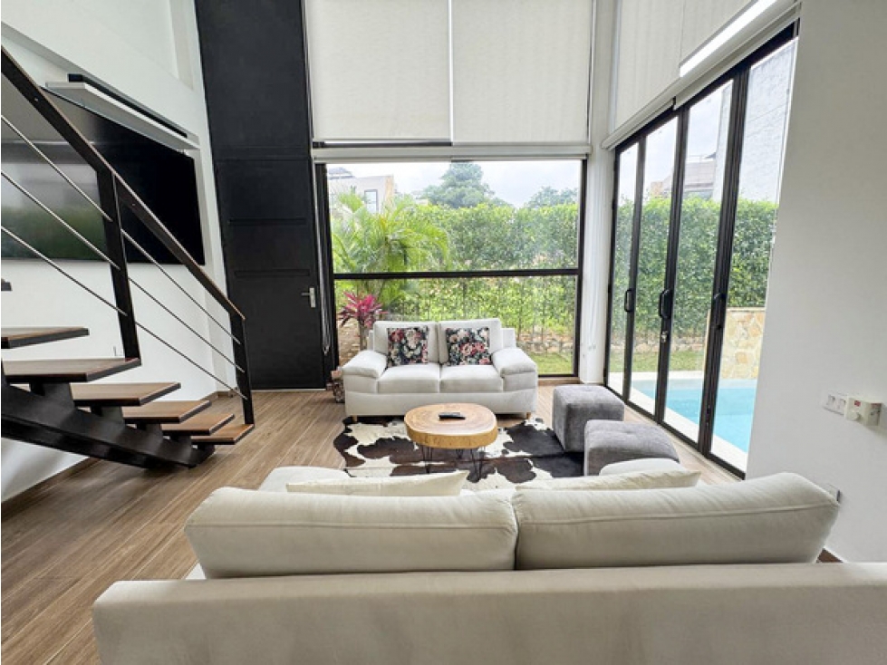 Vendo Casa moderna con piscina y vista natural, condominio en La Mesa. — foto 6