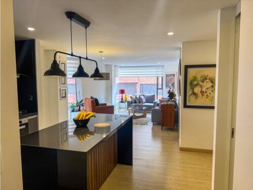 Vendo hermoso apartamento, remodelado, excelente iluminación. — foto 4