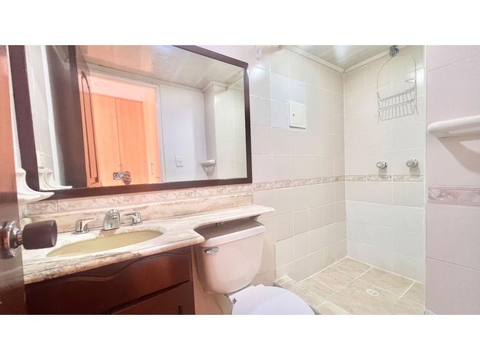 APARTAMENTO EN VENTA, BELALCAZAR, BOGOTA — foto 5