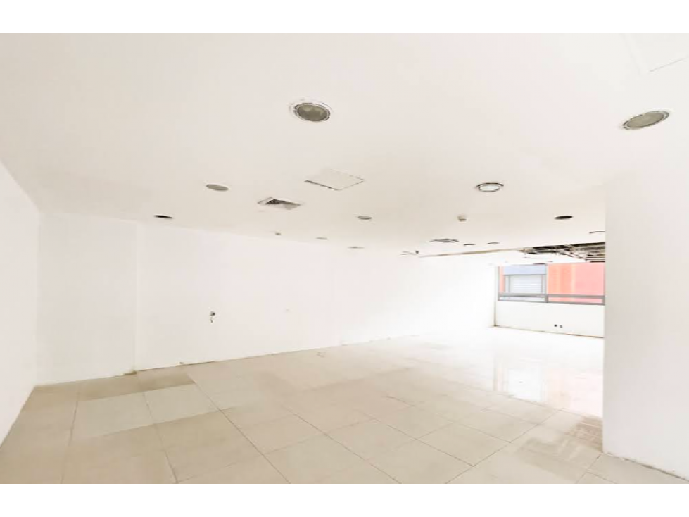 OFICINA EN ARRIENDO Y VENTA, SANTA BÁRBARA, BOGOTÁ — foto 3