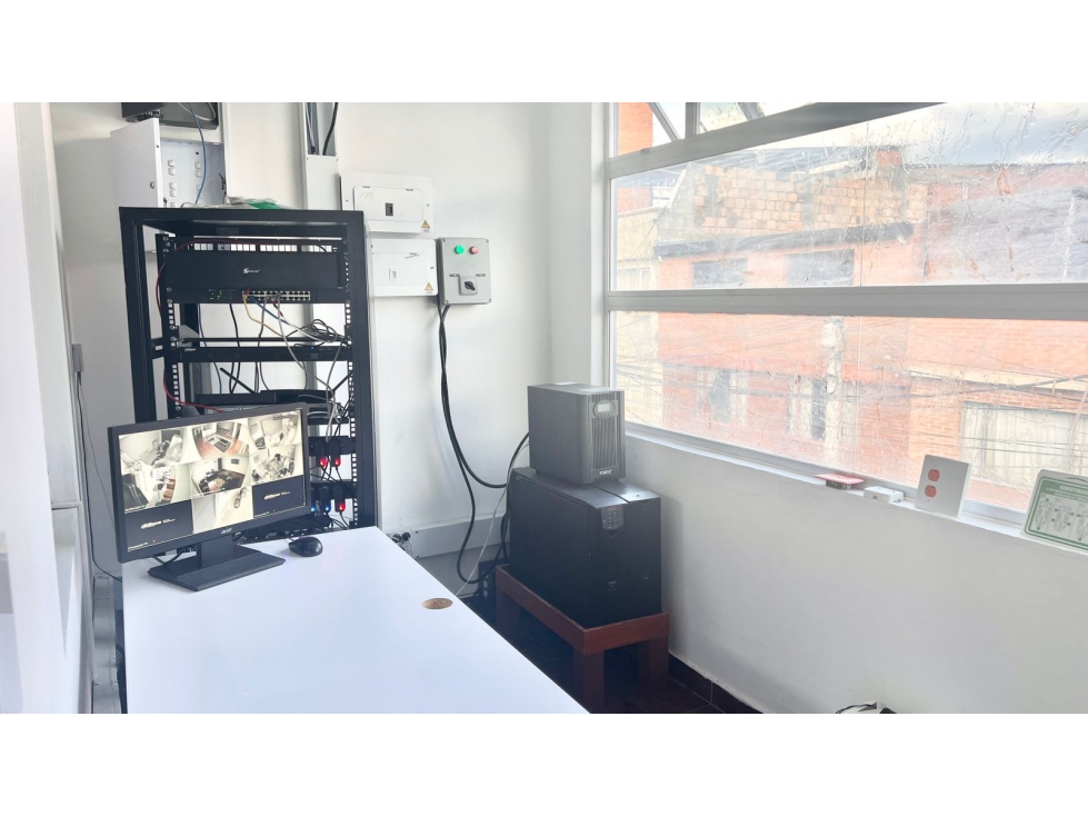 EDIFICIO DE OFICINAS EN VENTA RENTANDO, CIUDAD JARDÍN, BOGOTÁ — foto 5
