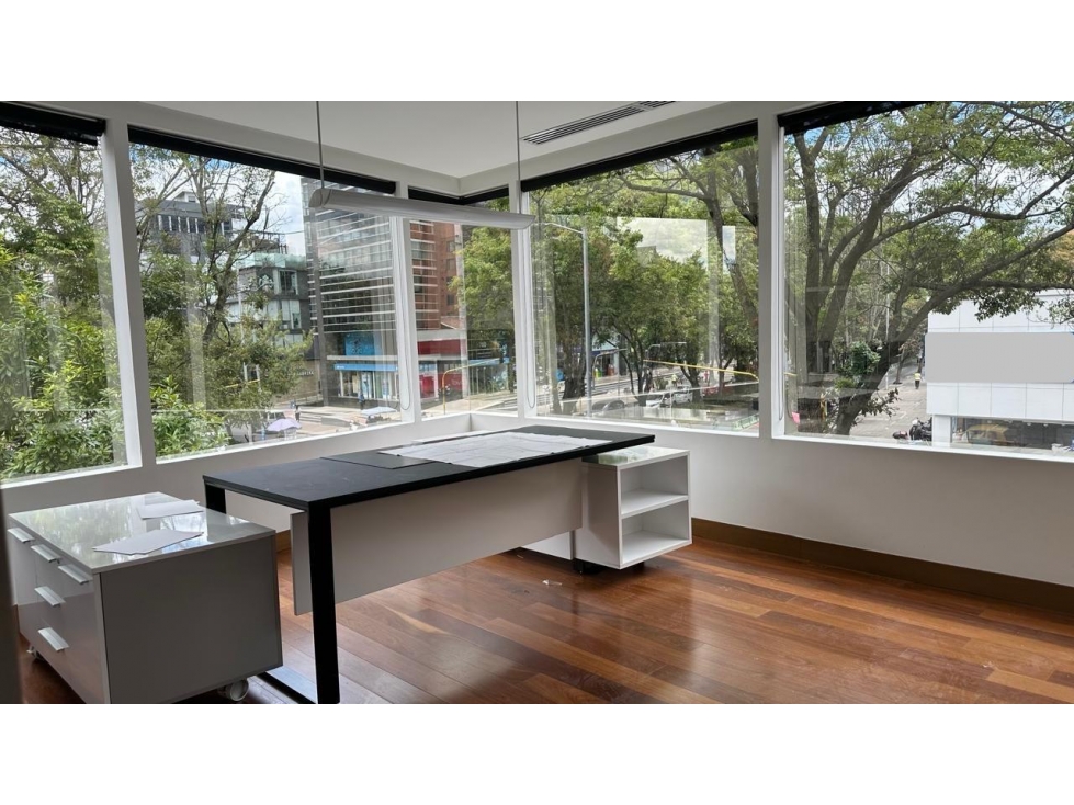 OFICINA EN ARRIENDO, LA CABRERA, BOGOTÁ