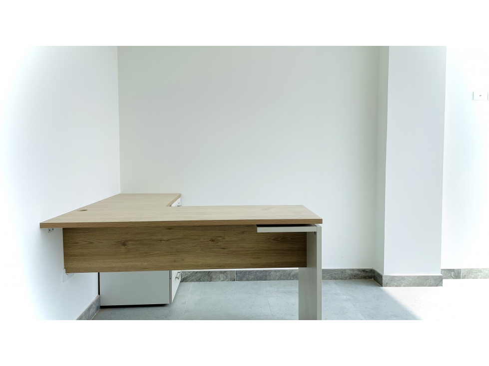 EN VENTA CONSULTORIO MÉDICO EN UMIÑAMED, MANTA - 2