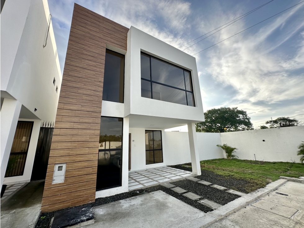 CASAS MODERNA A ESTRENAR EN VENTA EN URB PORTÓN DEL SOL - MANTA — foto 2