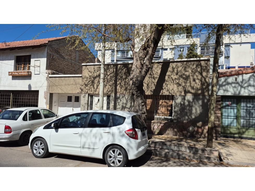 LOTE EN VENTA EN GODOY CRUZ CALLE JUAN B. JUSTO - 1