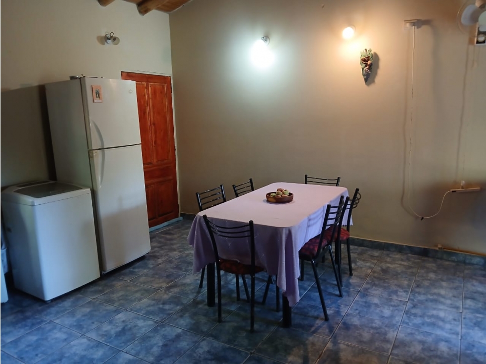 CASA CON AMPLIO TERRENO EN TUNUYÁN | FINANCIACIÓN | APTA CRÉDITO - 4