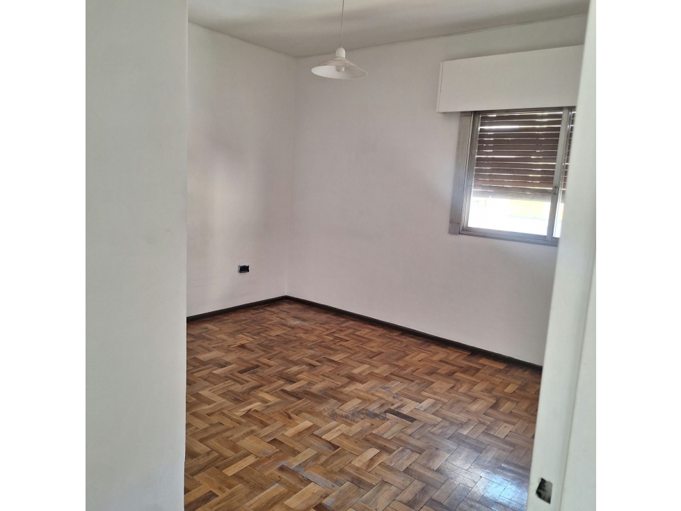 ALQUILER DE DEPARTAMENTO CENTRICO CALLE AV ESPAÑA Y RIVADAVIA - 2