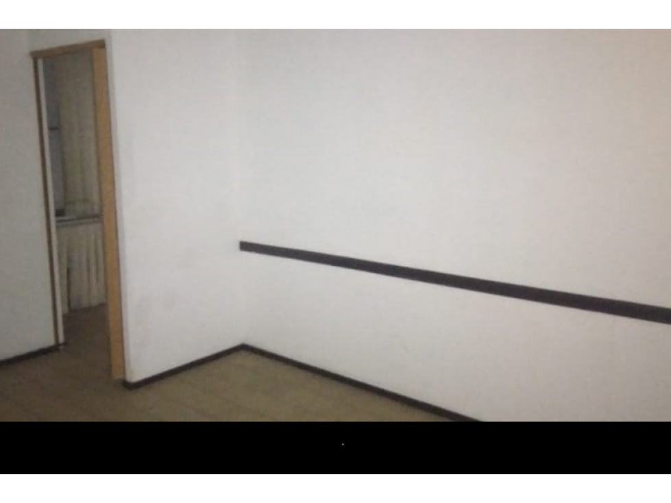 ALQUILER OFICINA CIUDAD MZA - 3