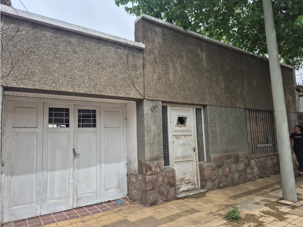 LOTE EN VENTA EN GODOY CRUZ CALLE JUAN B. JUSTO