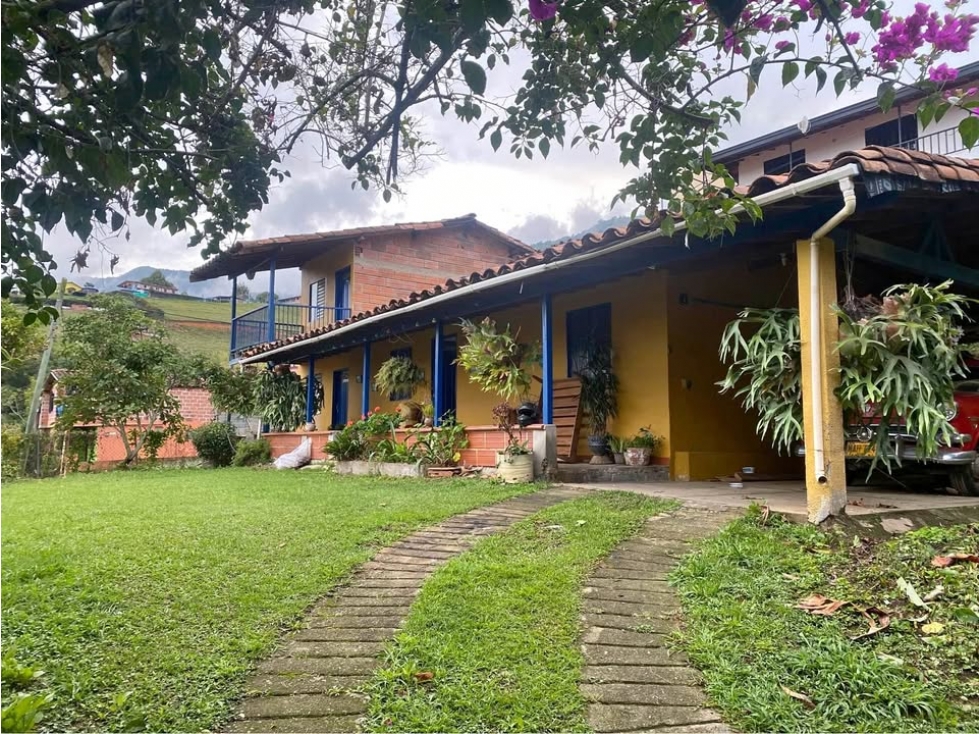 SE VENDE FINCA - SAN CRISTOBAL
