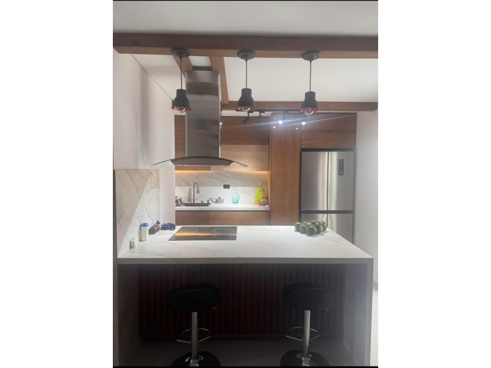 VENDO HERMOSA CASA 2 PLANTAS - UBICADA RIO NEGRO BARRIO EL NOGAL — foto 2