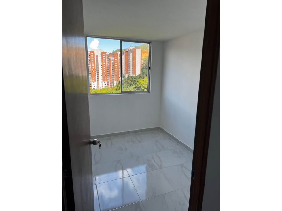 APARTAMENTO EN VENTA BELLO - MADERA — foto 6