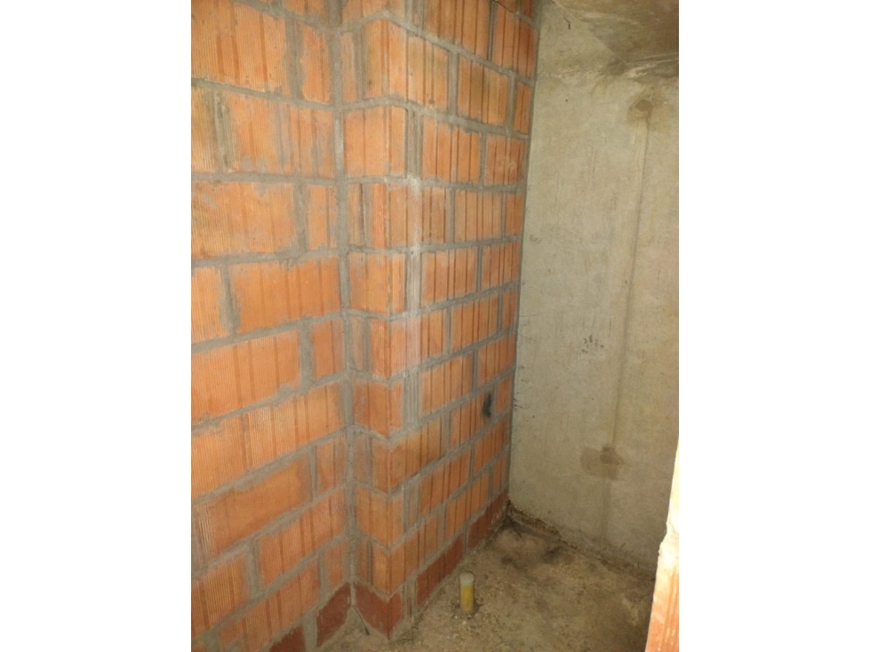 ITAGUI - TERRITORIO VERDE - SE VENDE APARTAMENTO OBRA NEGRA — foto 3