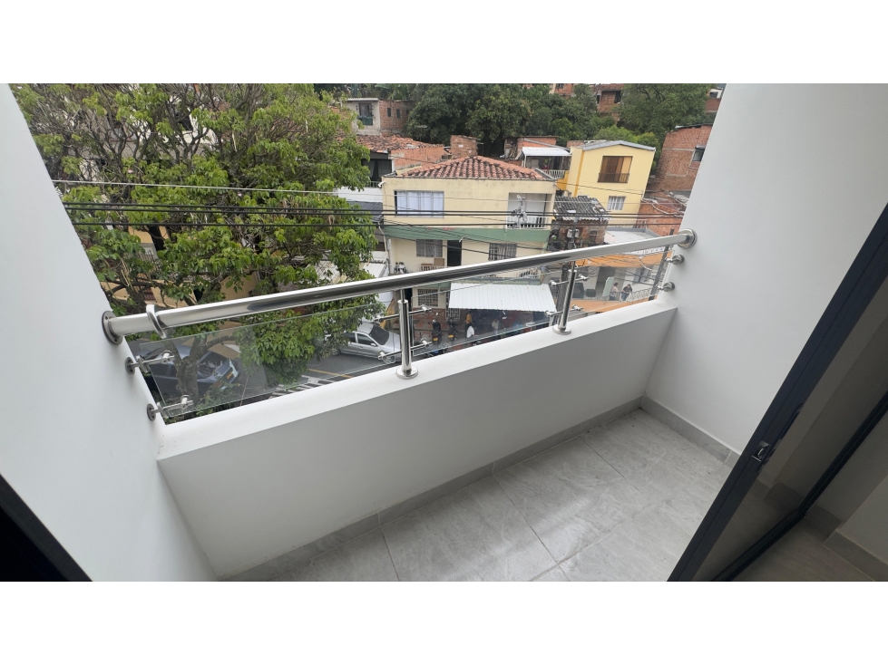 EDIFICIO - BARRIO PEREZ - BELLO - SE VENDE APARTAMENTO
