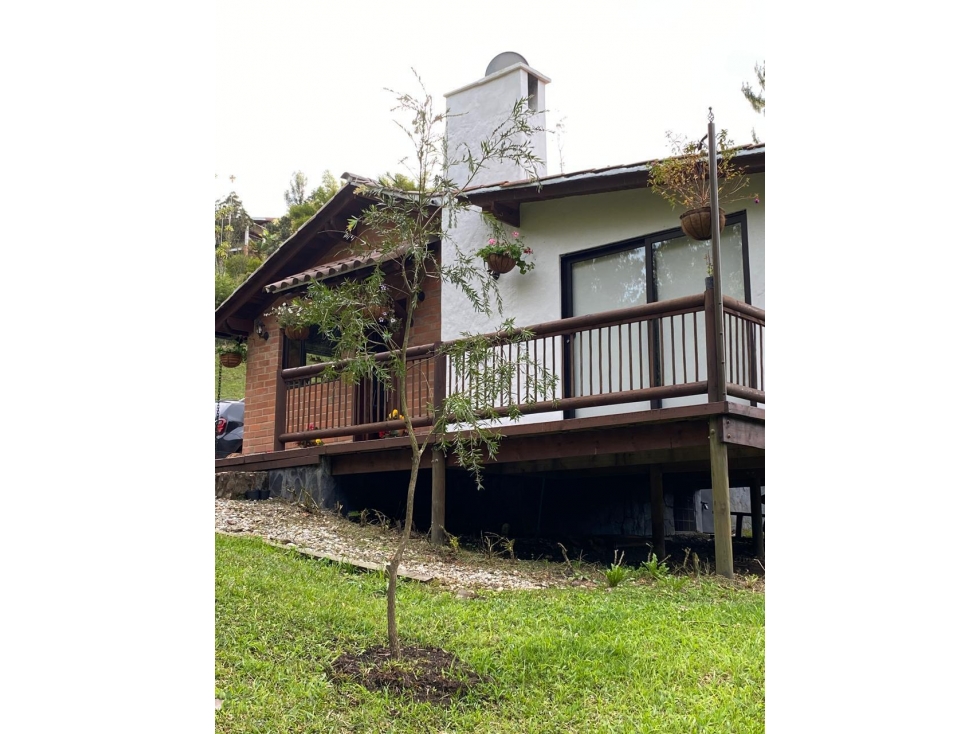CASA CAMPESTRE EN VENTA EN EL RETIRO