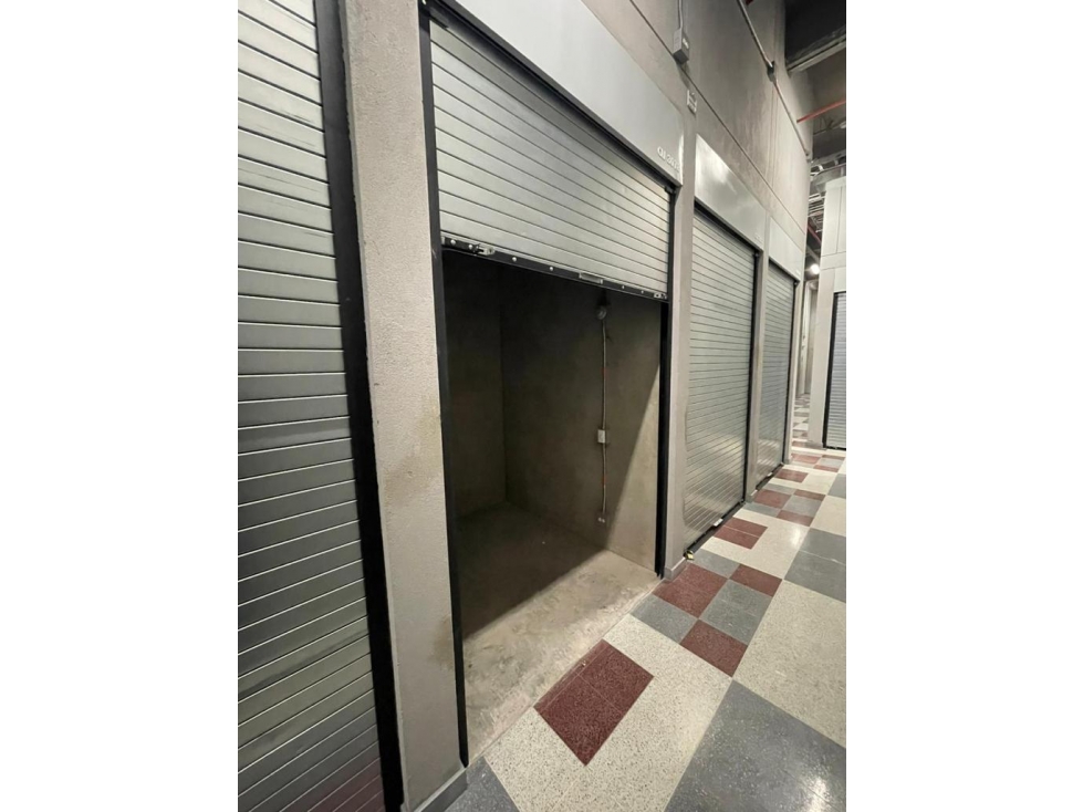 LOCAL EN VENTA BELLO - NIQUIA DENTRO DE CENTRO COMERCIAL - 5