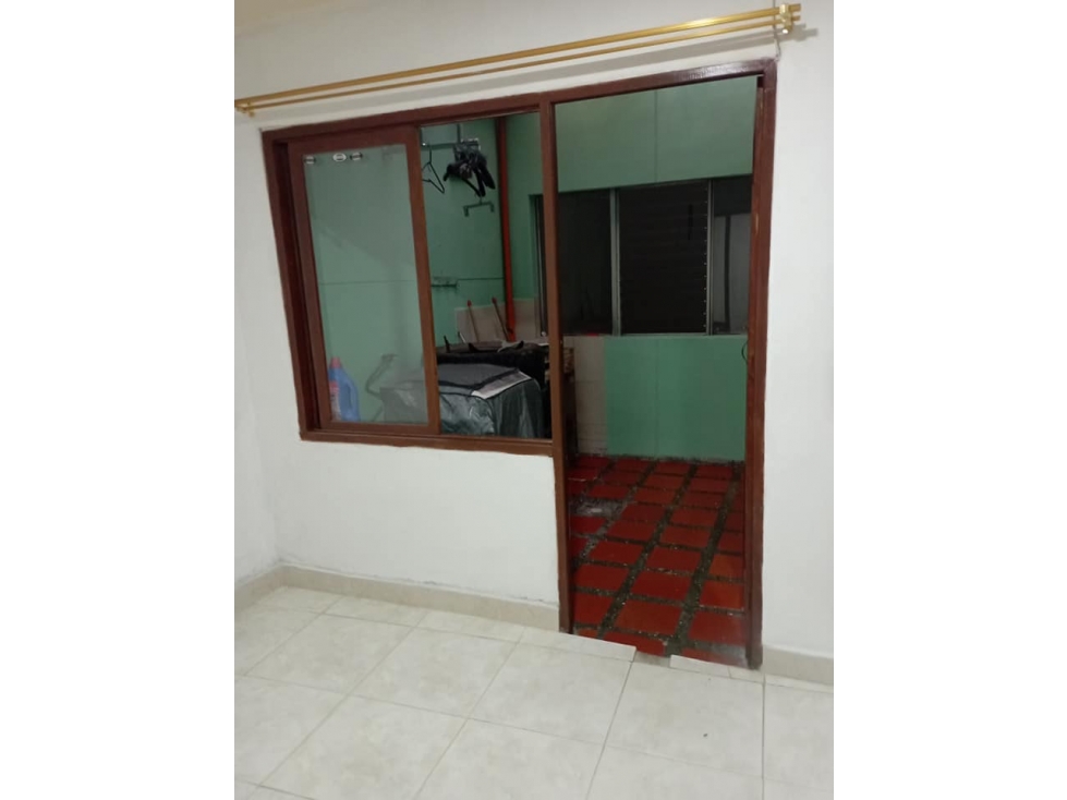 CASA EN VENTA MEDELLIN - LA MILAGROSA — foto 5