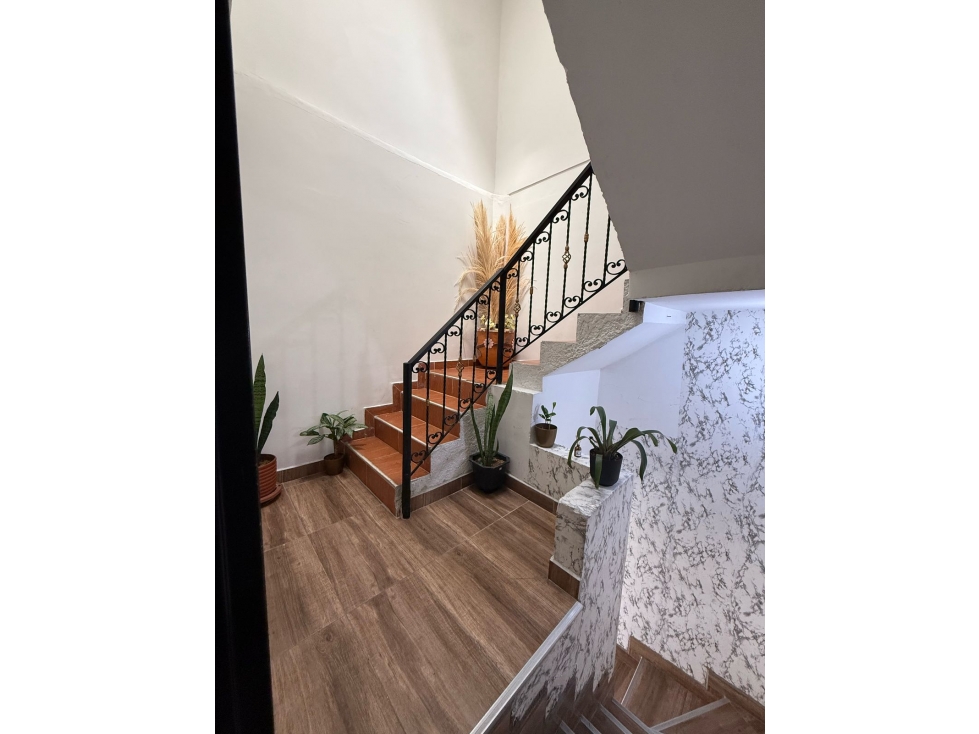 SE VENDE APARTAMENTO 2 PISO LAURELES - ESTADIO — foto 2
