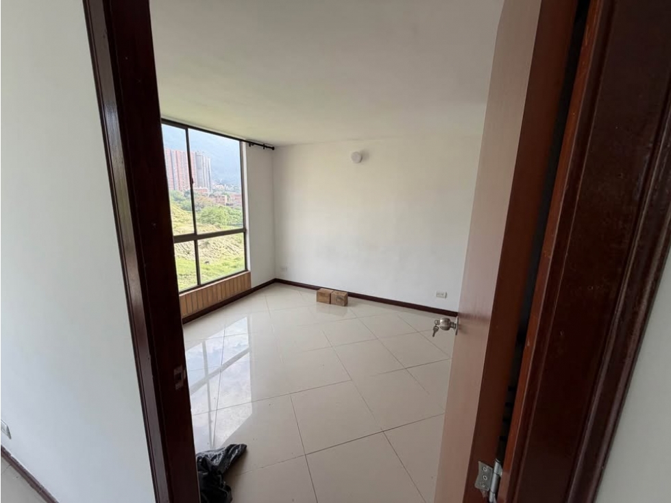 APARTAESTUDIO EN VENTA BELLO - VALADARES - AGUA CLARA — foto 3