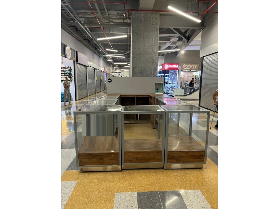 LOCAL EN VENTA BELLO - NIQUIA DENTRO DE CENTRO COMERCIAL - 3