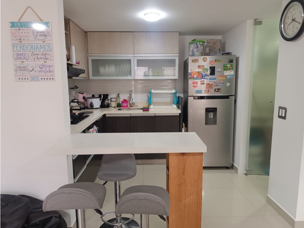 APARTAMENTO EN VENTA BELLO - VALADARES - AGUA CLARA - PARQUEADERO — foto 3