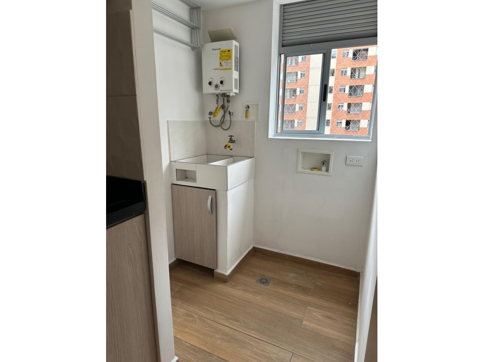MEDITERRANEA - BELLO - SE VENDE APARTAMENTO PARQ Y UTIL — foto 5