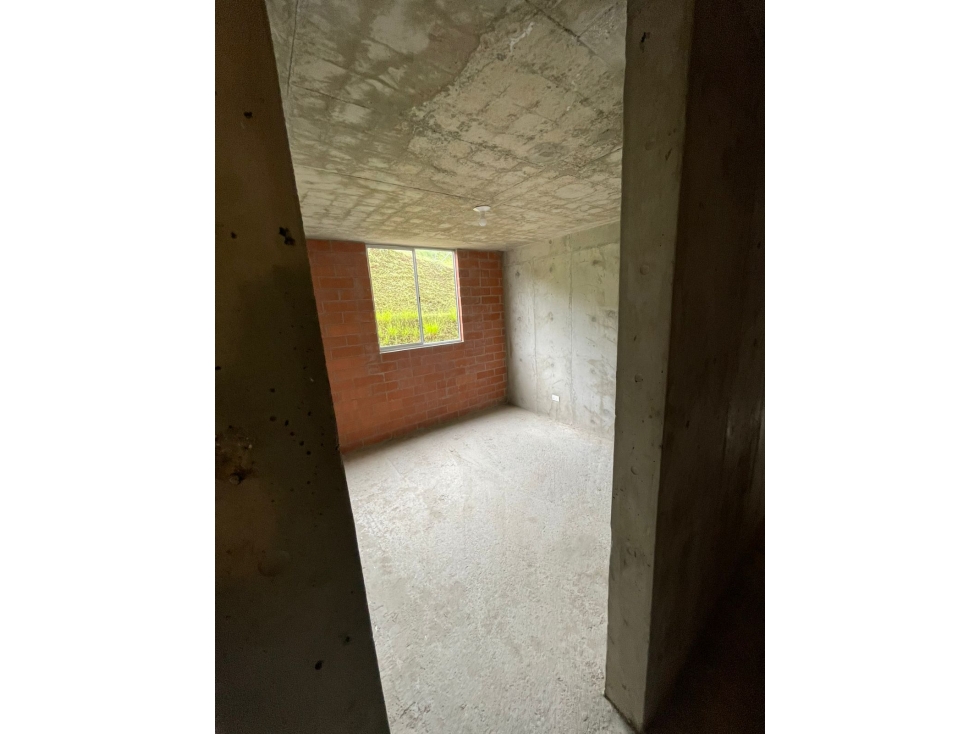 VENDO APARTAMENTO EN UNIDAD ALTO JARDÍN - CALASANZ- OBRA GRIS — foto 3