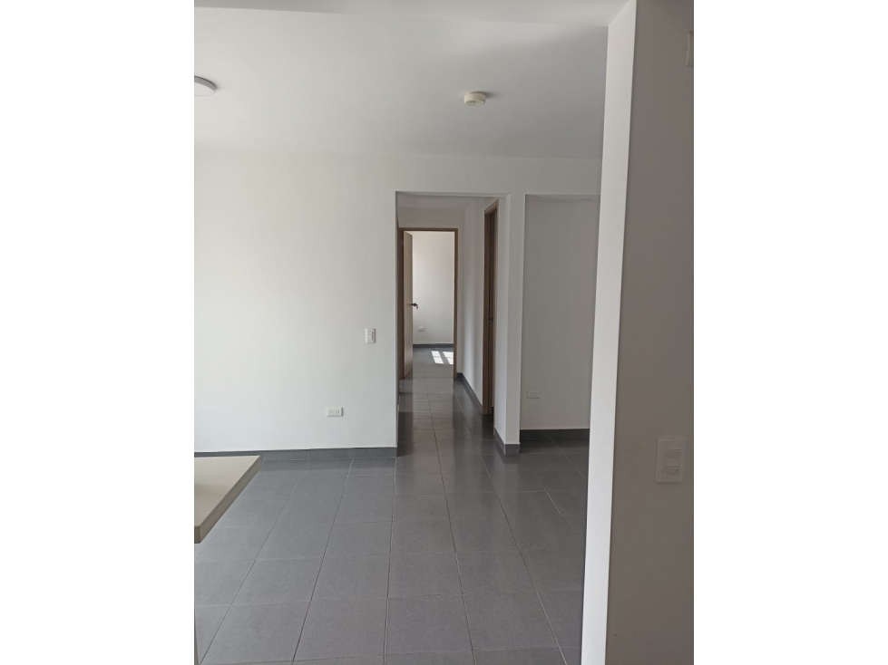 FLOR DE AGUA - BELLO - FABRICATO - SE VENDE APARTAMENTO — foto 5