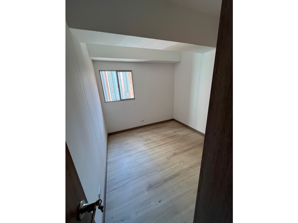 APARTAMENTO EN VENTA BELLO - NAVARRA - FLORIDA DE NORTEAMERICA — foto 4