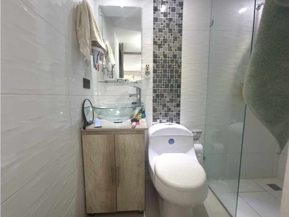 APARTAMENTO EN VENTA BELLO - VALADARES - AGUA CLARA - PARQUEADERO — foto 5