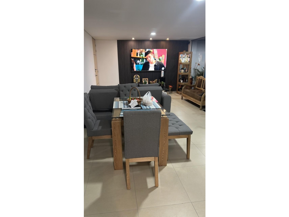 TORRE CENTRAL - PARQUE DE BELLO - SE VENDE APARTAMENTO Y PARQUEADERO — foto 3