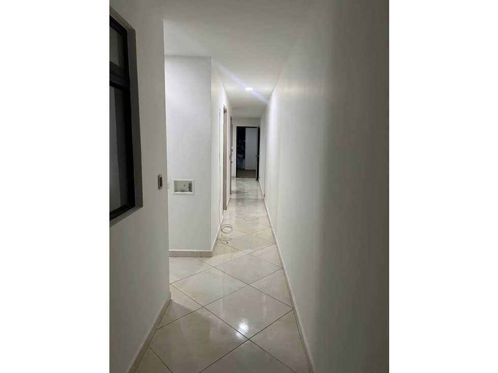 APARTAMENTO EN VENTA BELLO - CABAÑAS -PARQUEADERO DE MOTO — foto 5