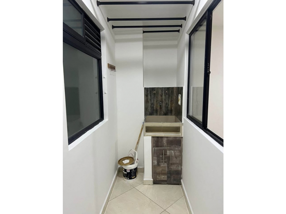 APARTAMENTO EN VENTA BELLO - CABAÑAS -PARQUEADERO DE MOTO — foto 4