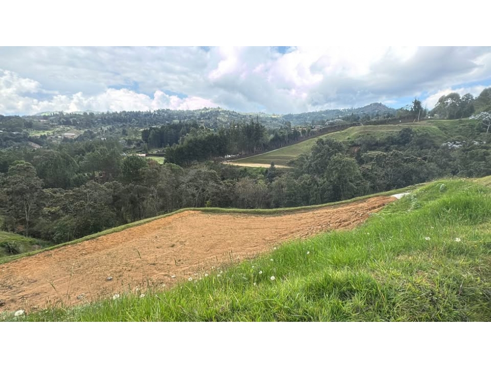 GUARNE - SE VENDE LOTE — foto 2