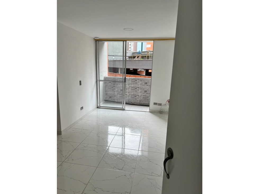 ENTRE CERROS - NIQUIA BELLO - SE VENDE APARTAMENTO PARQUEADEROS